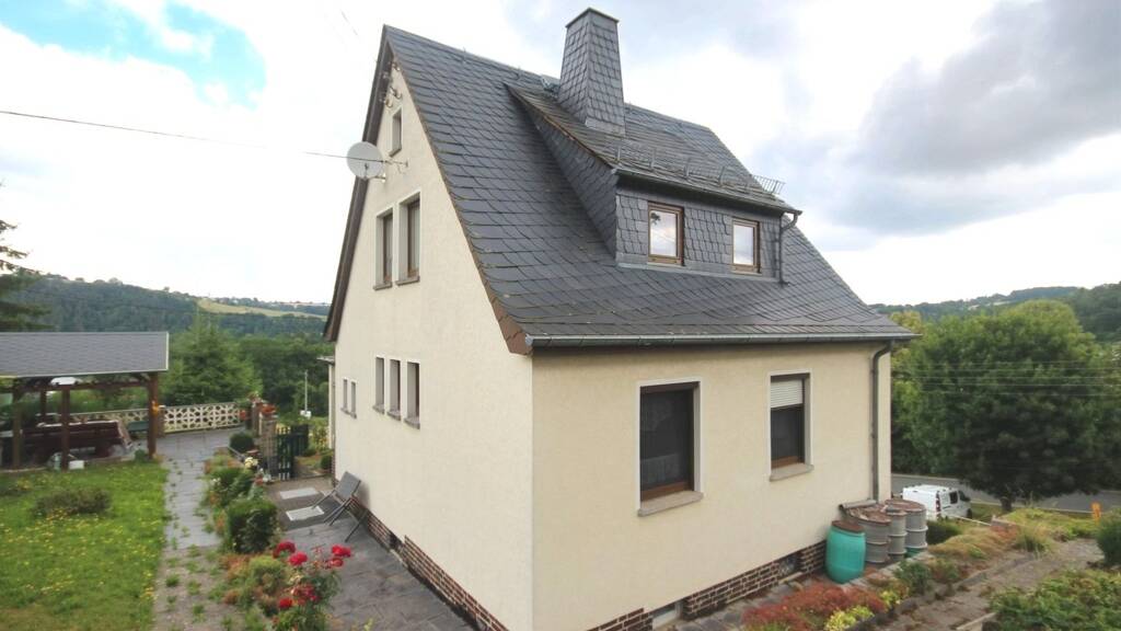 Einfamilienhaus zum Kauf 124.900 € 5 Zimmer 90 m² 681 m² Grundstück Greiz 07973