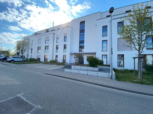 Wohnung zur Miete 1.300 € 3,5 Zimmer 89 m² Geschoss EG/1 frei ab 01.01.2027 Neuenburg Neuenburg am Rhein 79395