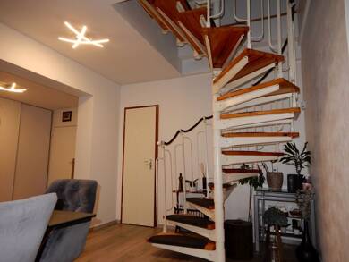 Maisonette zum Kauf 340.000 € 4 Zimmer 110 m² 3. Geschoss frei ab 30.08.2025 Ronhof 153 Fürth 90765