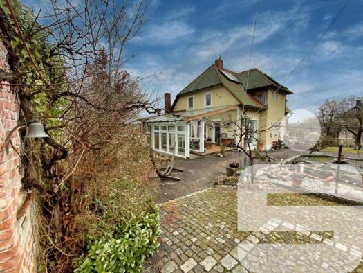 Einfamilienhaus zum Kauf 425.000 € 6 Zimmer 177 m² 890 m² Grundstück Nittenau 93149