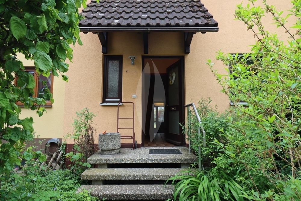 Reihenmittelhaus zum Kauf 479.000 € 5,5 Zimmer 140 m²<br/>Wohnfläche 231 m²<br/>Grundstück Maiach Nürnberg / Maiach 90451