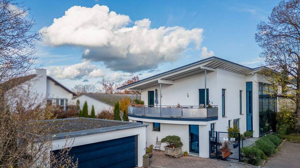 Haus zum Kauf 1.650.000 € 4,5 Zimmer 205,4 m² 1.610 m² Grundstück Rottweil 78628