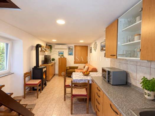 Mehrfamilienhaus zum Kauf 120.000 € 3 Zimmer 45 m² Sužan, Dobrinj Dobrinj 51514