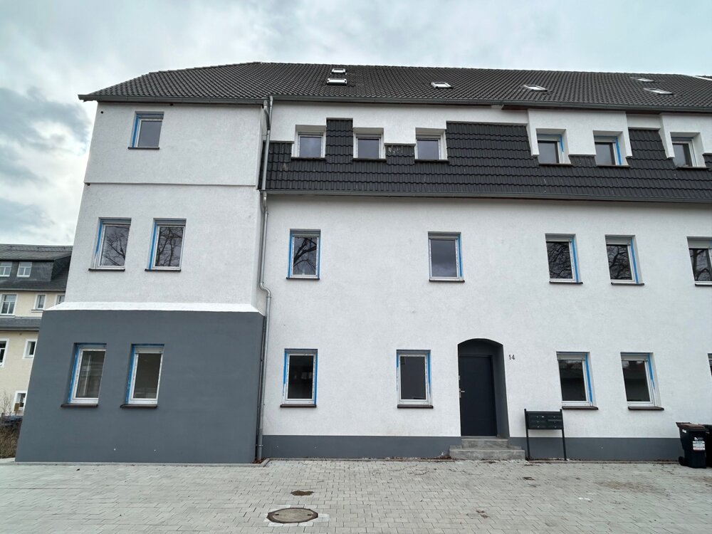 Mehrfamilienhaus zum Kauf 590.000 € 17 Zimmer 360,3 m²<br/>Wohnfläche 1.000 m²<br/>Grundstück Dippoldiswalde Dippoldiswalde 01744