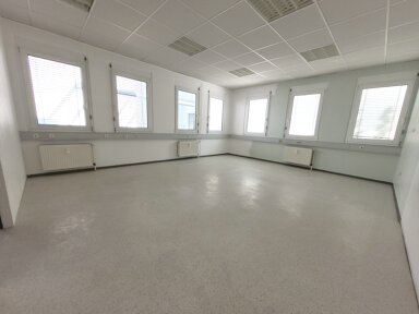 Bürofläche zur Miete 1.050 € 4 Zimmer 117 m² Bürofläche Langensteinbach Karlsbad 76307