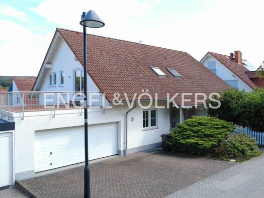 Einfamilienhaus zum Kauf 799.000 € 8 Zimmer 232 m² 511 m² Grundstück Auringen Wiesbaden 65207