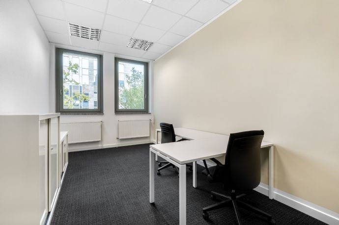 Bürofläche zur Miete provisionsfrei 50 m²<br/>Bürofläche von 10 m² bis 50 m²<br/>Teilbarkeit Suedwestpark 67 Gebersdorf Nürnberg 90449