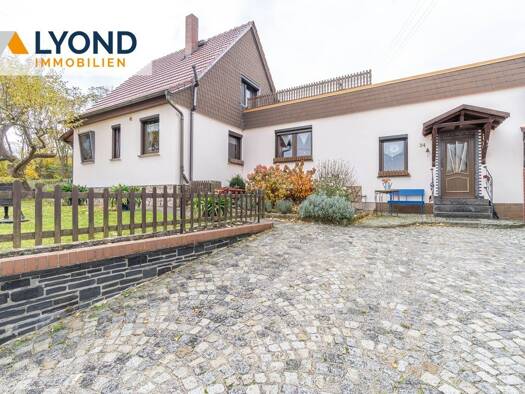 Einfamilienhaus zum Kauf 310.000 € 4 Zimmer 130 m² 1.631 m² Grundstück Saalfeld Saalfeld/Saale 07318