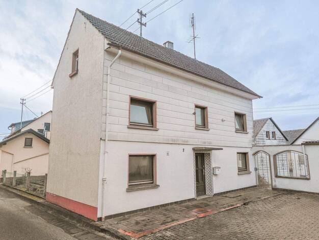Einfamilienhaus zum Kauf 62.500 € 4,5 Zimmer 77 m² 185 m² Grundstück Kördorf 56370
