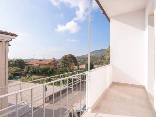 Wohnung zum Kauf 250.000 € 4 Zimmer 123 m² 2. Geschoss frei ab sofort Costermano sul Garda 37010