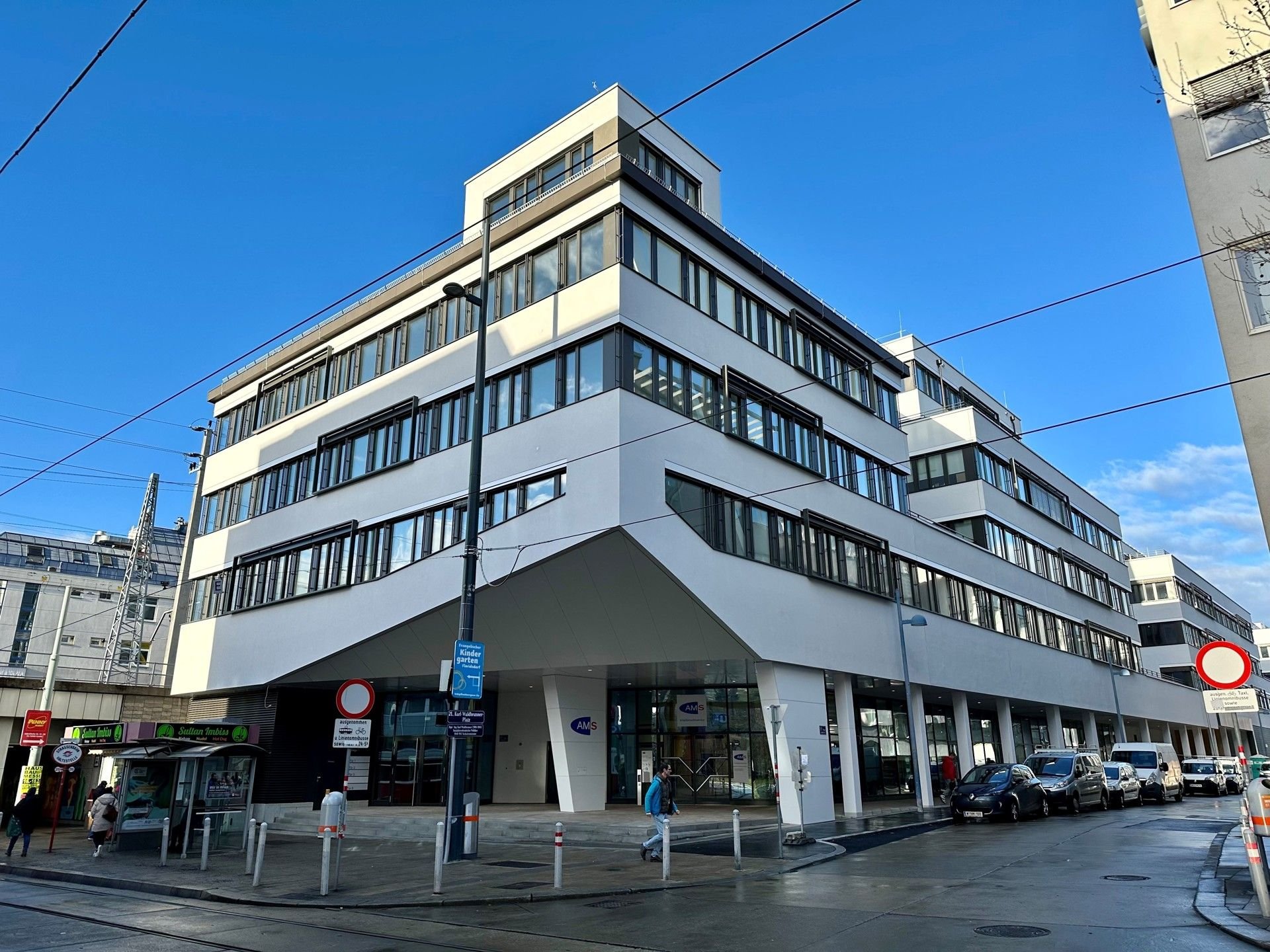 Bürofläche zur Miete 16,50 € 356,8 m²<br/>Bürofläche Wien 1210