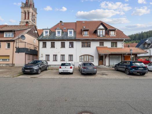 Doppelhaushälfte zum Kauf 299.000 € 23 Zimmer 309 m² 247 m² Grundstück Stadtgebiet Vöhrenbach 78147
