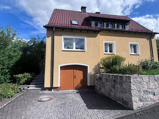 Einfamilienhaus zum Kauf 329.000 € 6 Zimmer 160 m² 440 m² Grundstück Kulmbach Kulmbach 95326