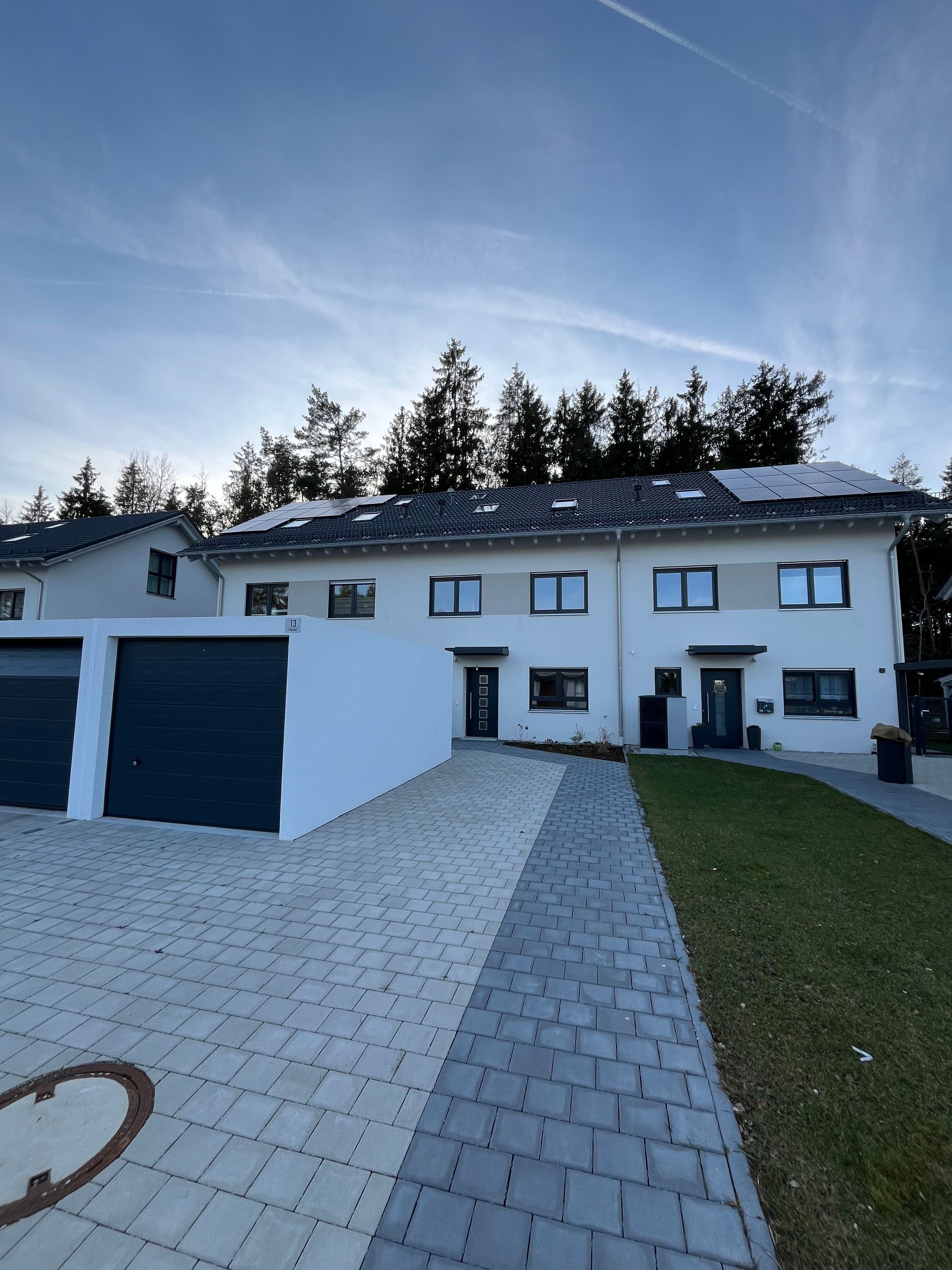 Reihenmittelhaus zum Kauf Provisionsfrei 649.000 € 5 Zimmer 260 m²<br/>Grundstück Finkenweg Föhrenwinkel Waldkraiburg 84478