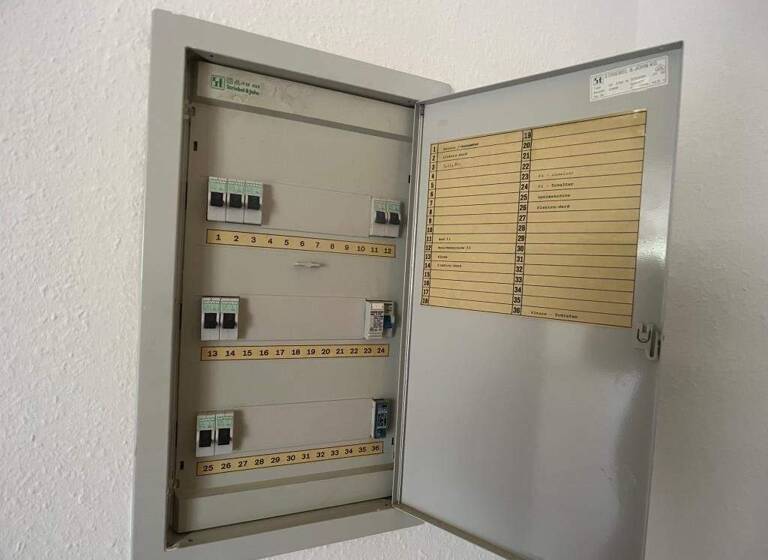 Wohnung zum Kauf provisionsfrei 98.500 € 2 Zimmer 48,3 m² 3. Geschoss Tevesstraße 49 Blumberg 78176