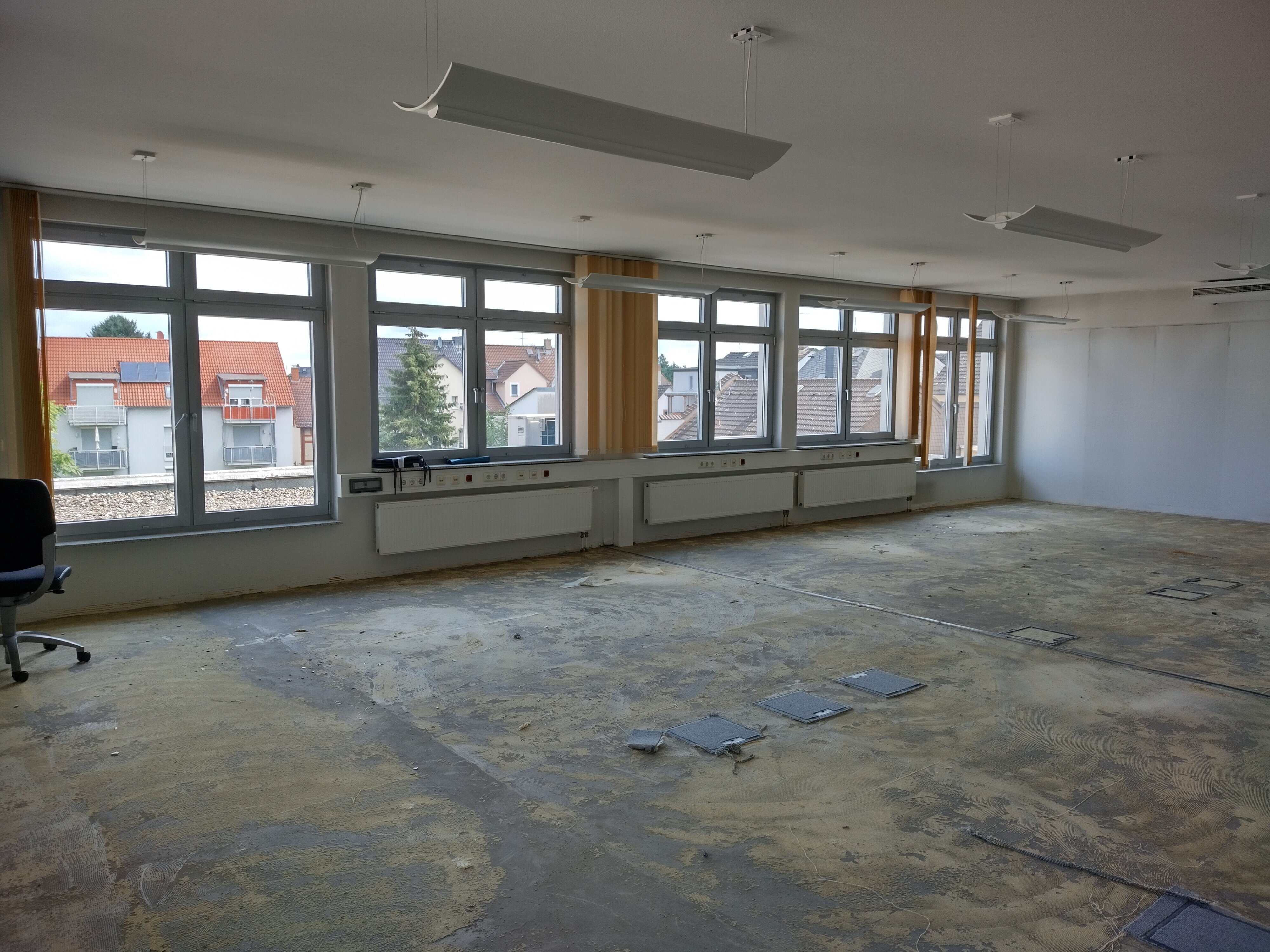 Bürogebäude zur Miete provisionsfrei 1.950 € 244,4 m²<br/>Bürofläche Bieber Offenbach am Main 63073