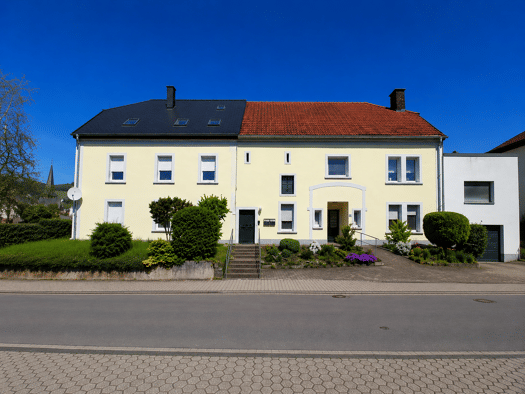 Mehrfamilienhaus zum Kauf als Kapitalanlage geeignet 899.500 € 1 Zimmer 480 m² 900 m² Grundstück Beurig Saarburg 54439