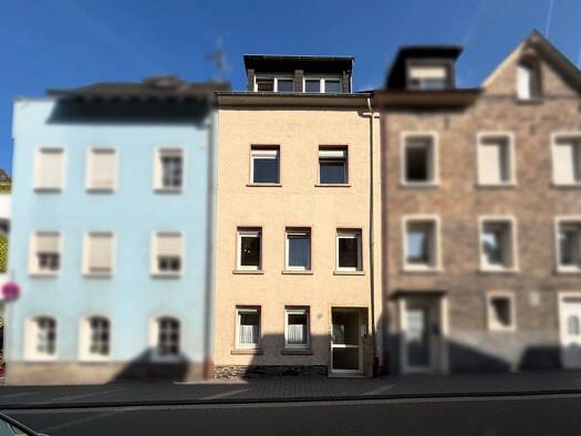 Reihenmittelhaus zum Kauf 75.000 € 6 Zimmer 104 m² 45 m² Grundstück Trarbach Traben-Trarbach 56841