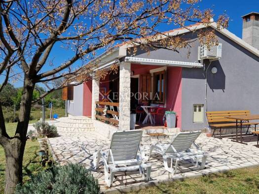 Einfamilienhaus zum Kauf 380.000 € 1 Zimmer 51 m² Sveti Filip i Jakov 23207