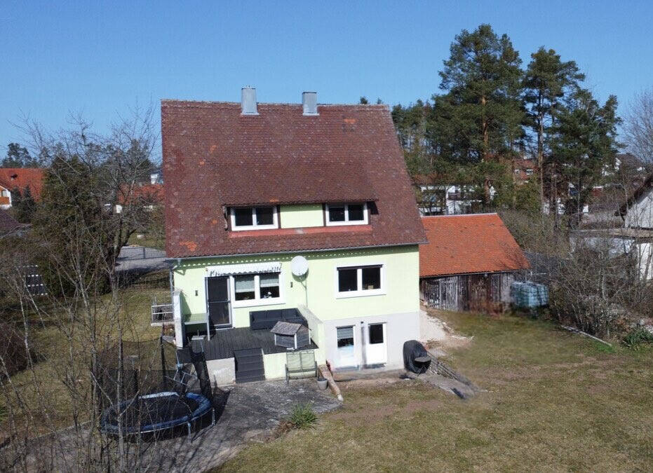 Immobilie in Heideck - Ruhig gelegenes Einfamilienhaus mit schönem Garten - Bild 1