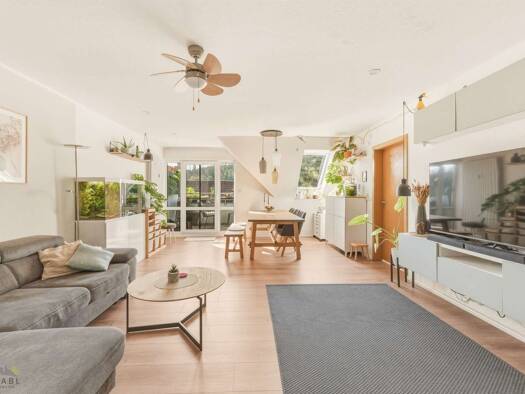 Wohnung zum Kauf 329.000 € 4 Zimmer 87 m² 3. Geschoss frei ab 01.10.2026 Hanweiler Winnenden 71364