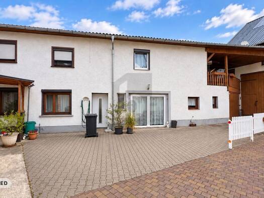 Doppelhaushälfte zum Kauf 199.000 € 8 Zimmer 140 m² 298 m² Grundstück Rechtenbach Hüttenberg 35625