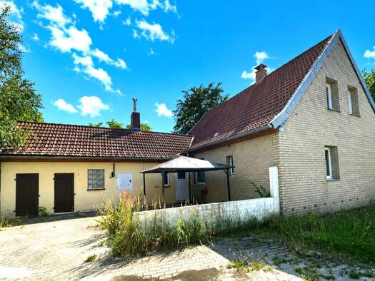 Einfamilienhaus zum Kauf 199.000 € 5 Zimmer 135 m² 1.032 m² Grundstück Ehra Ehra-Lessien 38468