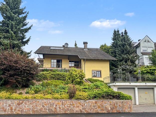 Einfamilienhaus zum Kauf 475.000 € 7 Zimmer 209 m² 742 m² Grundstück Mömbris Mömbris 63776