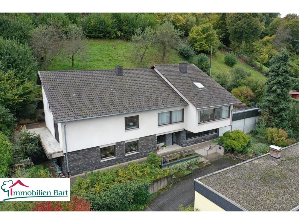 Einfamilienhaus zum Kauf 748.000 € 18 Zimmer 518 m²<br/>Wohnfläche 1.835 m²<br/>Grundstück Merzig Merzig 66663