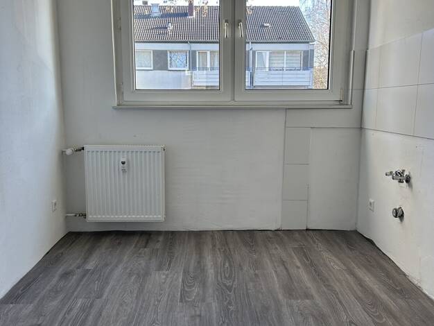 Wohnung zur Miete 640 € 4,5 Zimmer 80 m² 1. Geschoss frei ab 01.05.2026 Hubertusstraße 2 Süd Herten 45699