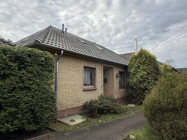 Einfamilienhaus zum Kauf 275.000 € 5 Zimmer 183 m² 772 m² Grundstück Oberlethe II Wardenburg 26203