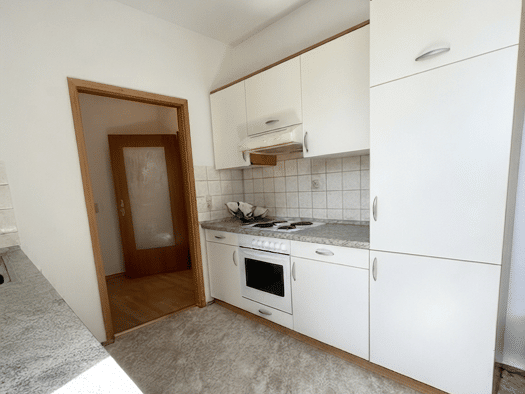 Wohnung zur Miete 240 € 2 Zimmer 53 m² 2 Geschosse frei ab sofort Greiz 07973