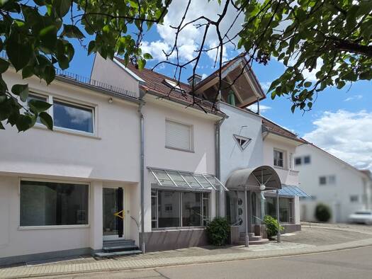 Gewerbeobjekt zum Kauf provisionsfrei 796.600 € 5,5 Zimmer 184 m² 302 m² Grundstück frei ab sofort Dettingen unter Teck 73265