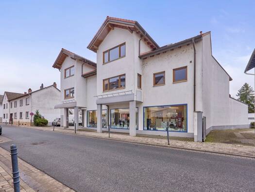 Wohnung zur Miete 1.330 € 3 Zimmer 130 m² Geschoss 1/2 frei ab sofort Bahnhofstraße 22 Goddelau Riedstadt 64560