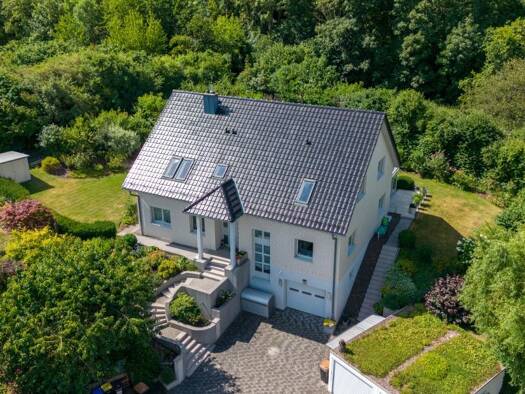 Einfamilienhaus zum Kauf provisionsfrei 1.370.000 € 5 Zimmer 270,9 m² 1.048 m² Grundstück frei ab 01.11.2026 Windischholzhausen Erfurt 99099