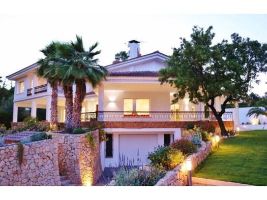 Chalet zum Kauf - Erstbezug 1.650.000 € 5 Zimmer 713 m² 2.652 m² Grundstück Alicante 03559