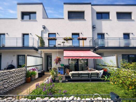 Reihenmittelhaus zum Kauf 620.000 € 4,5 Zimmer 123,5 m² 90 m² Grundstück Zirndorf 90513