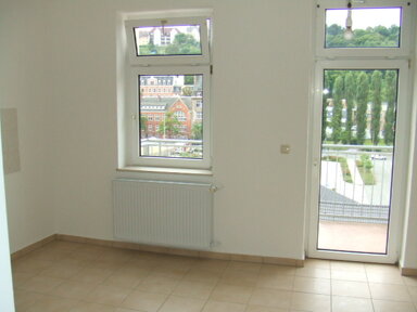 Wohnung zur Miete 490 € 4 Zimmer 95 m² 3. Geschoss frei ab 01.10.2024 Greiz Greiz 07973