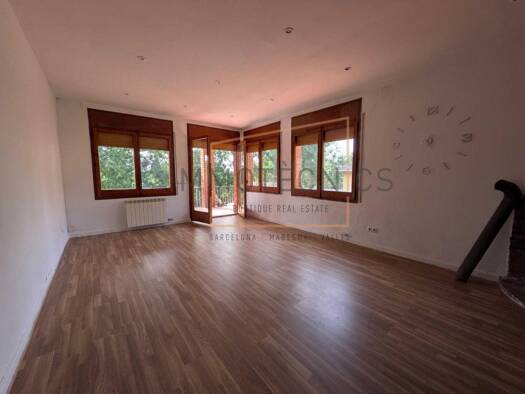 Haus zum Kauf 198.000 € 121 m² 1.051 m² Grundstück Moià 08180