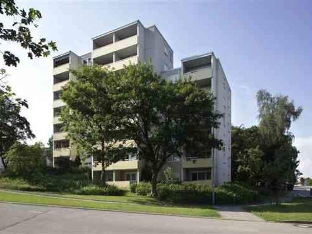 Wohnung zur Miete nur mit Wohnberechtigungsschein 587 € 4 Zimmer 90,8 m² 5. Geschoss frei ab 23.11.2025 Uhlandstr. 2 Bad Schussenried 88427