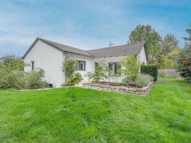 Bungalow zum Kauf 499.000 € 7 Zimmer 187,3 m² 856 m² Grundstück Pocking Pocking 94060