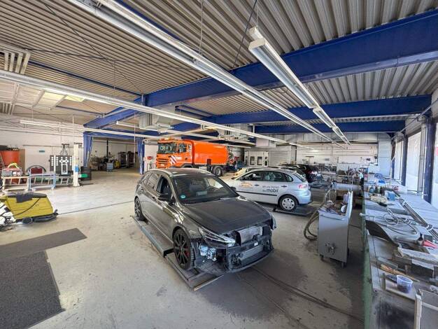 Sonstiges zum Kauf 2.200.000 € 11 Zimmer 225 m² 3.003 m² Grundstück Kulmbach 95326