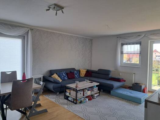 Wohnung zur Miete 660 € 3 Zimmer 84 m² 1. Geschoss frei ab 15.12.2025 Sülzenbrücken Amt Wachsenburg 99334