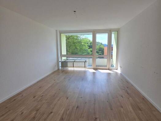 Wohnung zur Miete 690 € 3 Zimmer 84 m² frei ab sofort Hamm (Sieg) 57577