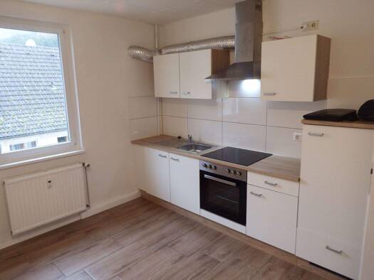 Wohnung zur Miete 840 € 4 Zimmer 98 m² 2. Geschoss Hausen Burladingen 72393