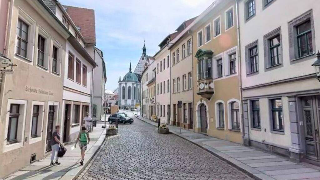 Reihenmittelhaus zum Kauf 295.000 € 10 Zimmer 240 m² 190 m² Grundstück Freiberg 09599