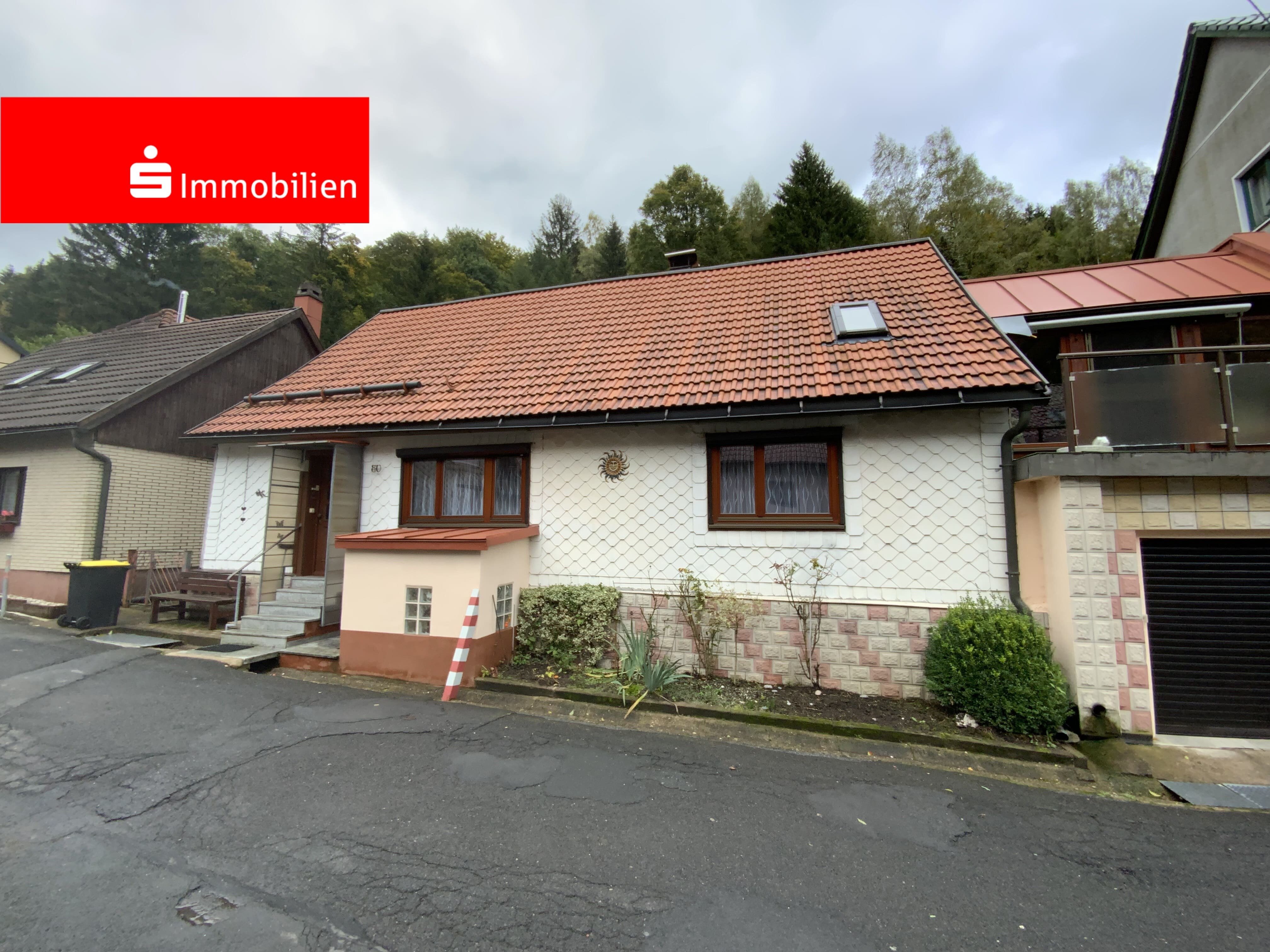 Einfamilienhaus zum Kauf 135.000 € 4 Zimmer 95 m²<br/>Wohnfläche 1.845 m²<br/>Grundstück Wahlbezirk 81 Suhl 98528