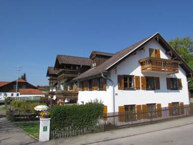 Wohnung zur Miete 1.400 € 2 Zimmer 65 m² Dachgeschoss Perchting Starnberg / Perchting 82319