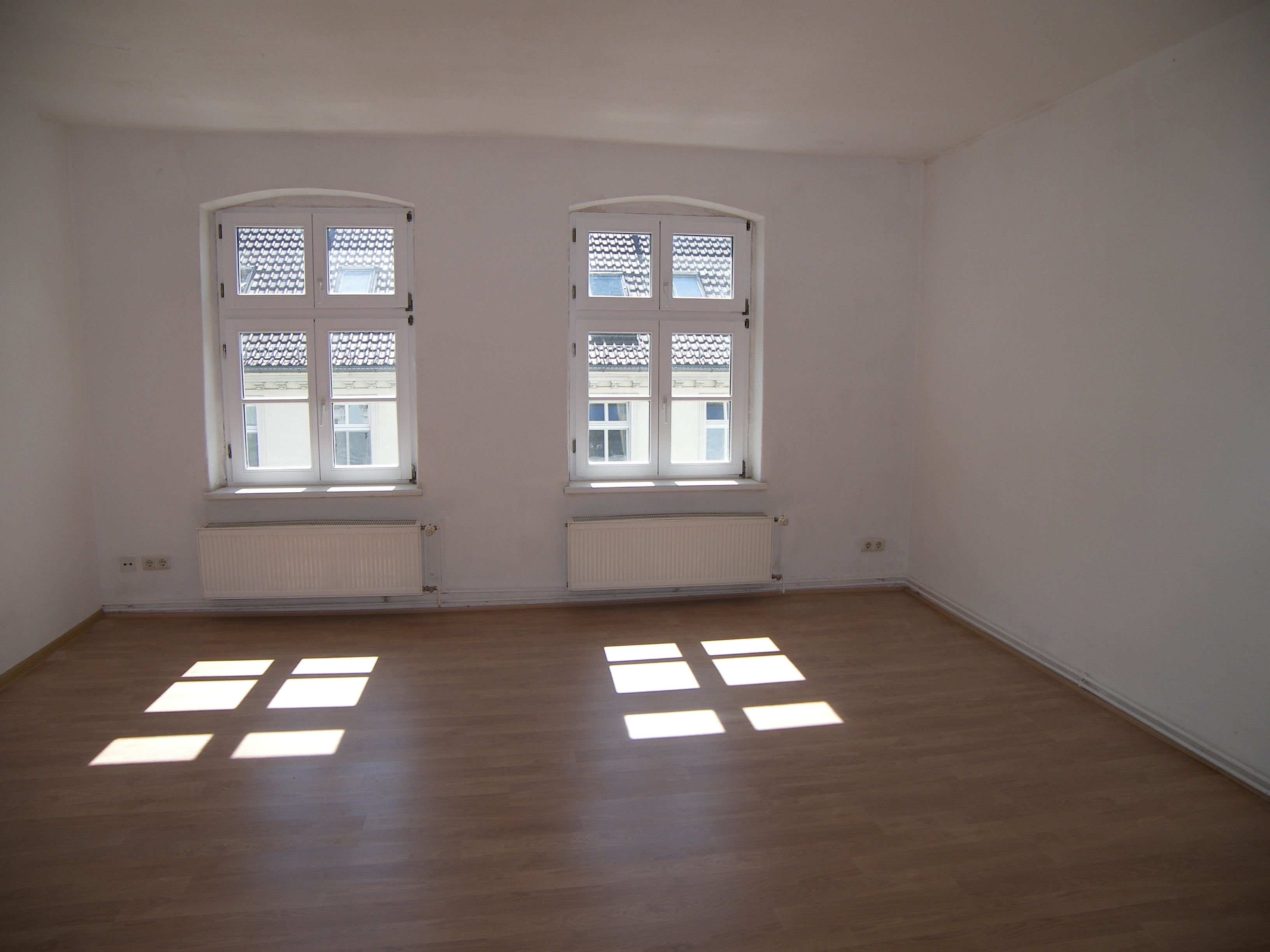 Wohnung zur Miete 550 € 3 Zimmer 91 m²<br/>Wohnfläche 3.<br/>Geschoss ab sofort<br/>Verfügbarkeit Fürstenberger Straße 22 Marienbad Frankfurt (Oder) 15230