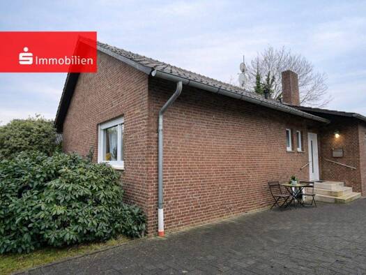 Bungalow zum Kauf 249.000 € 4 Zimmer 102,4 m² 771 m² Grundstück Diepholz 49356